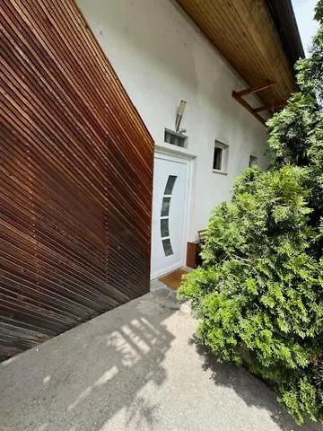 Cozy Flat Near Tivoli Park With Free Parking Apartment