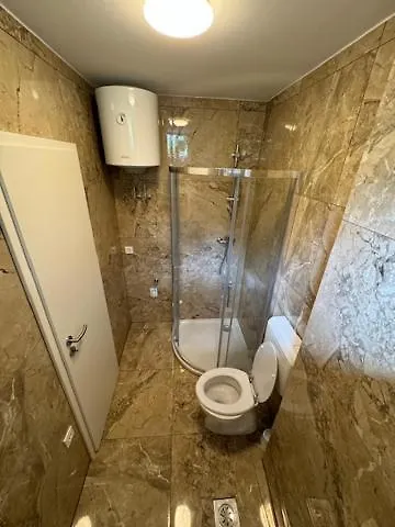 Apartment Cozy Flat Near Tivoli Park With Free Parking *